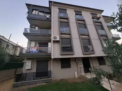 CAMİKEBİR MAHALLESİ ARA KAT DOĞALGAZLI 2+1 DAİRE