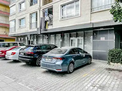 KUŞCAĞIZ MH. CADDE ÜZERİ YÜKSEK KİRA GETİRİLİ SATILIK DÜKKAN