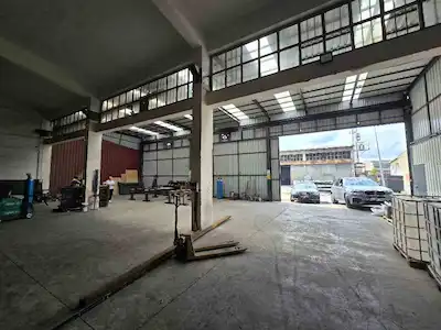 SAMSUN TEKKEKÖY KUTLUKENT'TE SANAYİ VE LOJİSTİK AKSININ İÇERİSİNDE 504 M² SATILIK DÜKKÂN