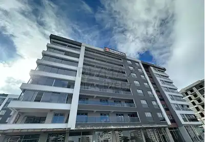 RE/MAX LACİVERT'TEN KOMBİNA'DA SATILIK 3+1 DAİRE
