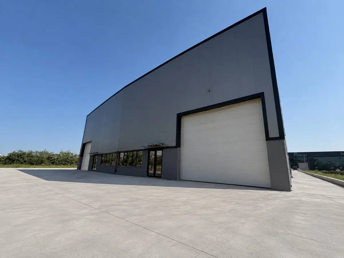 BAŞİSKELE KULLAR DA SIFIR KİRALIK 1000M² KAPALI ALAN DEPO