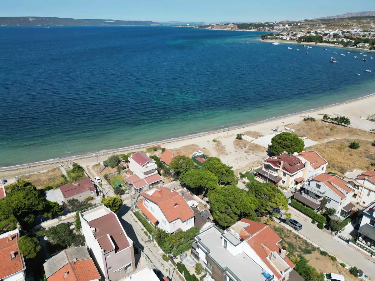 ÇANAKKALE GÜZELYALI’DA DENİZE 45 METRE | VİLLA İMARLI EŞSİZ KONUM