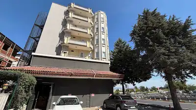REMAX MID'DEN  450 M² İKİ KATLI KİRALIK TİCARİ DÜKKÂN