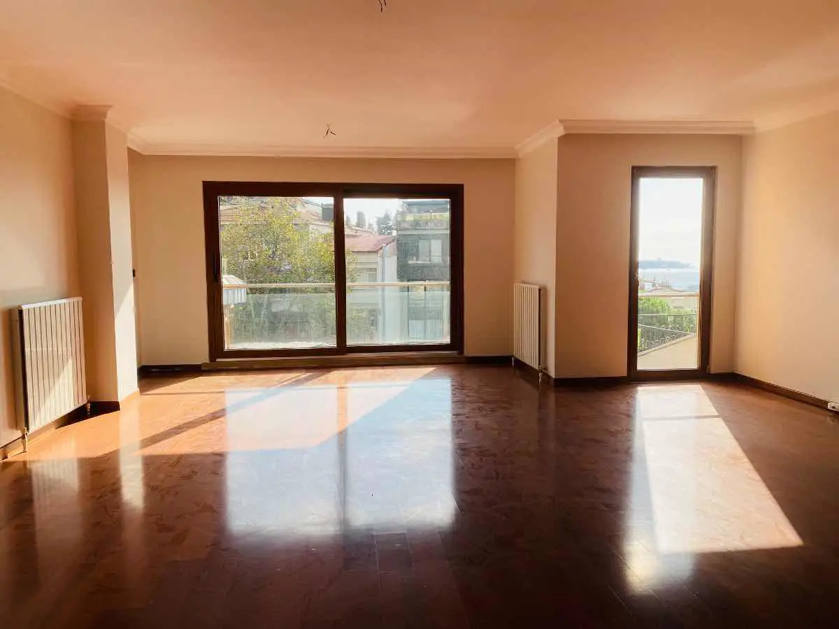 REMAX PRO ULUS GÜRCÜ KIZI KONAKLARI'NDA MANZARALI KIRALIK DAIRE