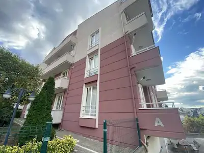 REMAX DREAM DEN BAĞÇEŞME KAVANİUM ST 1+1 EŞYALI