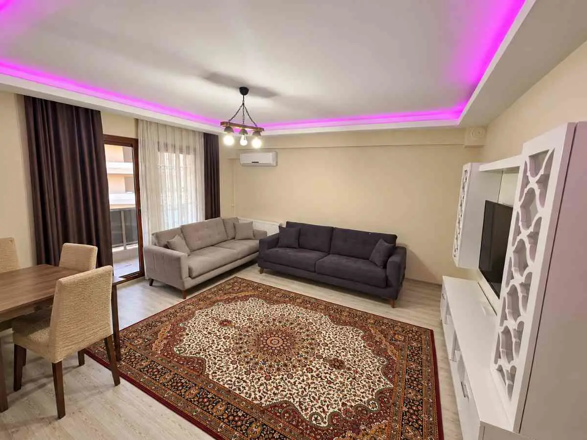 KÜÇÜK ÇİĞLİ'DE SATILIK MASRAFSIZ 2+1 DAİRE