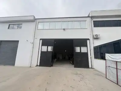 REMAX MODEL DEN ZAFER MAHALLESINDE KIRACILI SATILIK IMALATHANE 