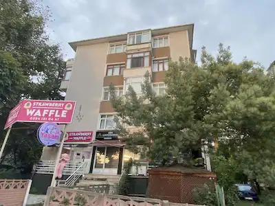 YARIMCA'DA MERKEZİ KONUMDA, YENİLEMNMİŞ 3+1 DAİRE
