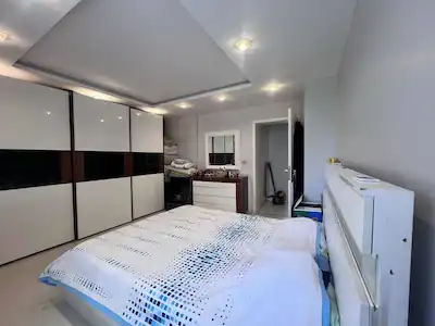 BEYLIKDÜZÜ PARLAMENTERLER SITESINDE SATILIK 3+1 DAIRE
