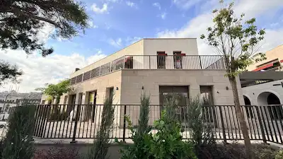 RE/MAX EDE'DEN TRABZON CAD VALİLİK YANI KİRALIK DÜKKAN