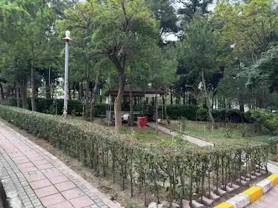 REMAX TOPRAK BEYLİKDÜZÜ BÜYÜKŞEHİR MAHALLESİNDE METROBÜSE YÜRÜME MESAFESİNDE
