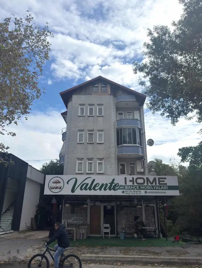 REMAX METROPOLİTAN'DAN YAĞCILARDA DEPOZİTOSUZ KİRALIK GENİŞ 2+1!!