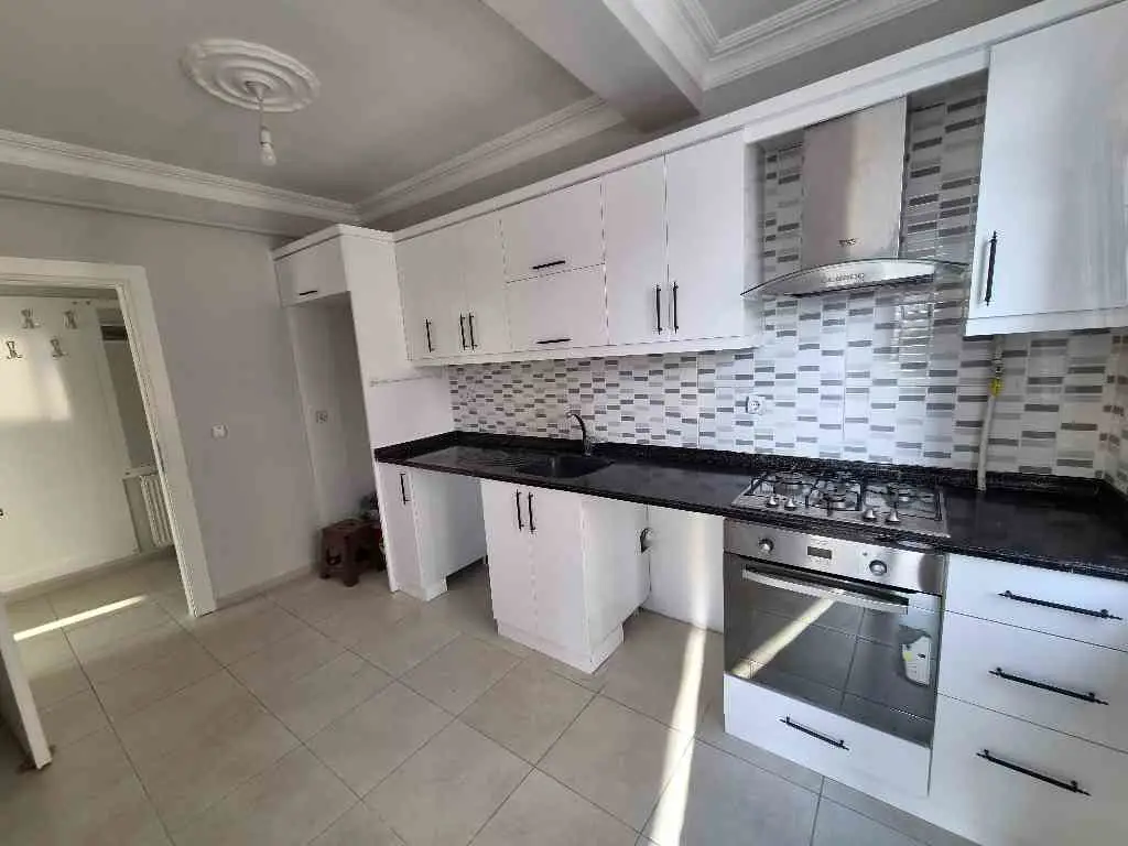 REMAX MUSTAFA'DAN DURUŞEHIR'DE MASRAFSIZ KUPON 3+1 DAIRE