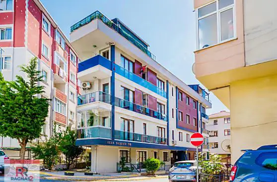 ÜMRANİYE ESENEVLERDE SATILIK 4+2 DUBLEKS DAİRE