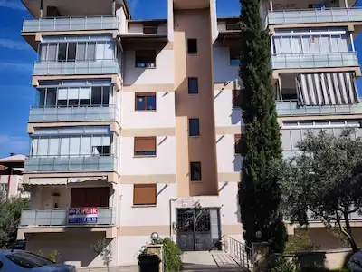 REMAX MODEL DEN YUNUSEMRE MAHALLESINDE 3+1 GENIŞ KIRALIK DAIRE
