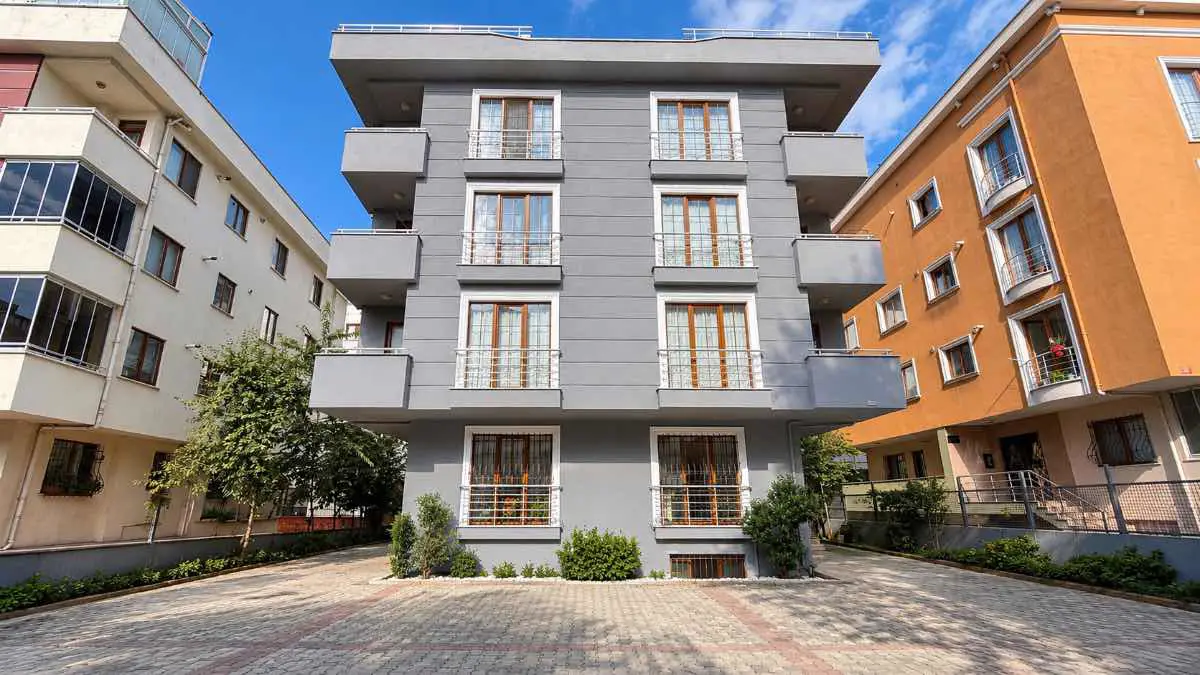 ATAŞEHİR İNÖNÜ'DE TADİLATLI MASRAFSIZ 3+1 ARA KAT SATILIK DAİRE
