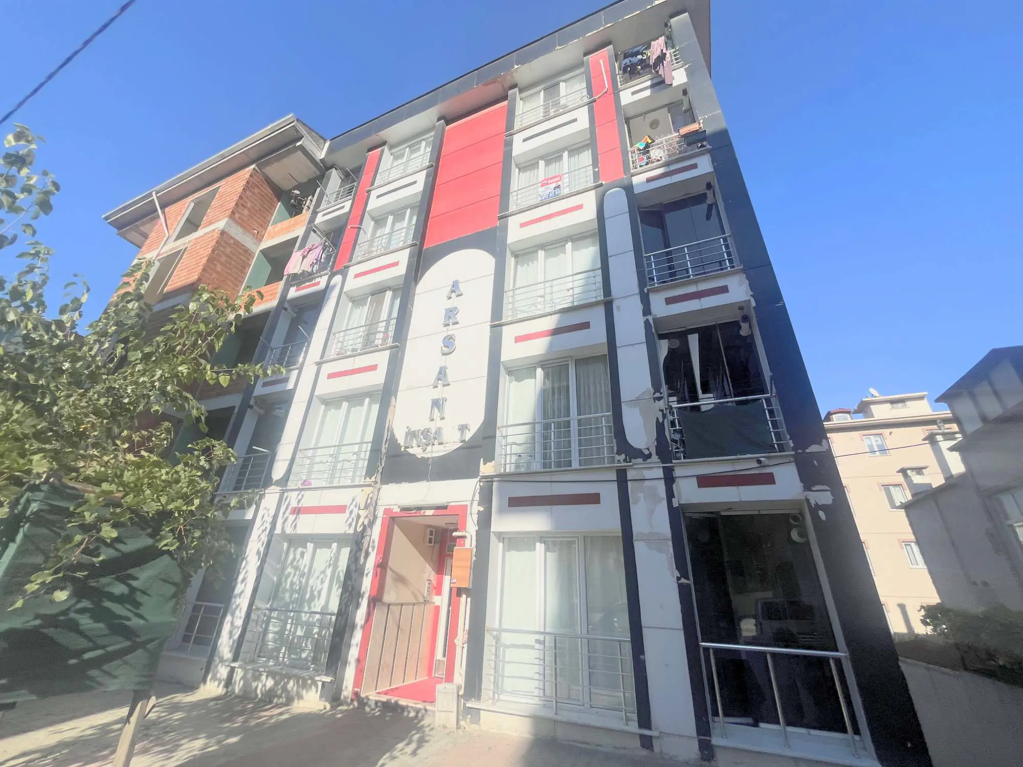 HADIMKÖY HASTANE MAH. 2+1 DAİRE, KREDİYE UYGUN| 1. KAT