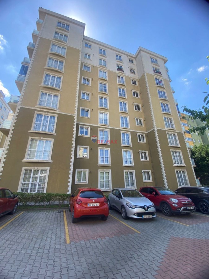 PENDİK YENİŞEHİR MAHALLESİ EYÜP ARZUM SİTESİNDE SATILIK 3+1 DAİRE