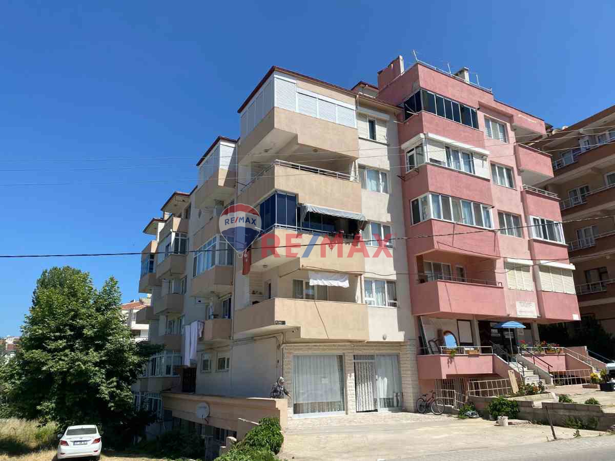 RE/MAX ŞEHİR'DEN YALOVA ÇINARCIK'DA SATILIK DAİRE