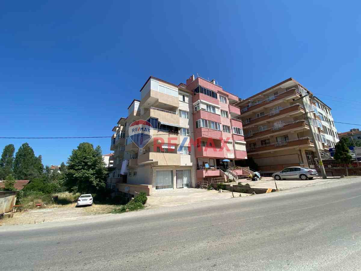 RE/MAX ŞEHİR'DEN YALOVA ÇINARCIK'DA SATILIK DAİRE