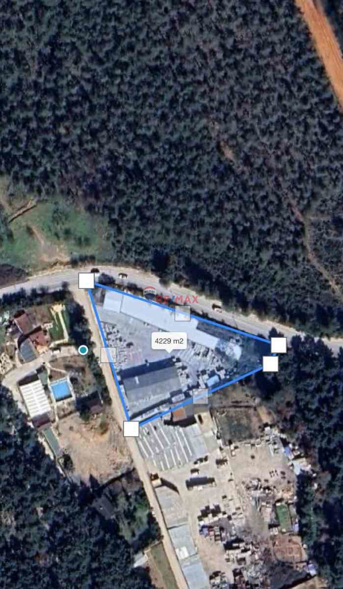 B.BAKKALKÖY YOLUNA CEPHELİ 4.250 M2 ARSADA 1.500 M2 DEPO-IŞYERI