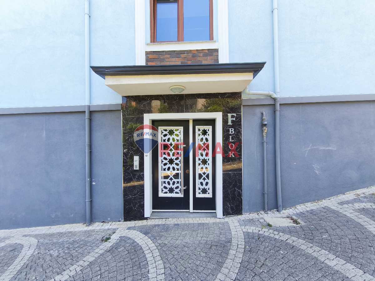 REMAX NATURAL DEN OLKAR SAFİR SİTESİNDE HAVUZLU 4+1 SATILIK DAİRE