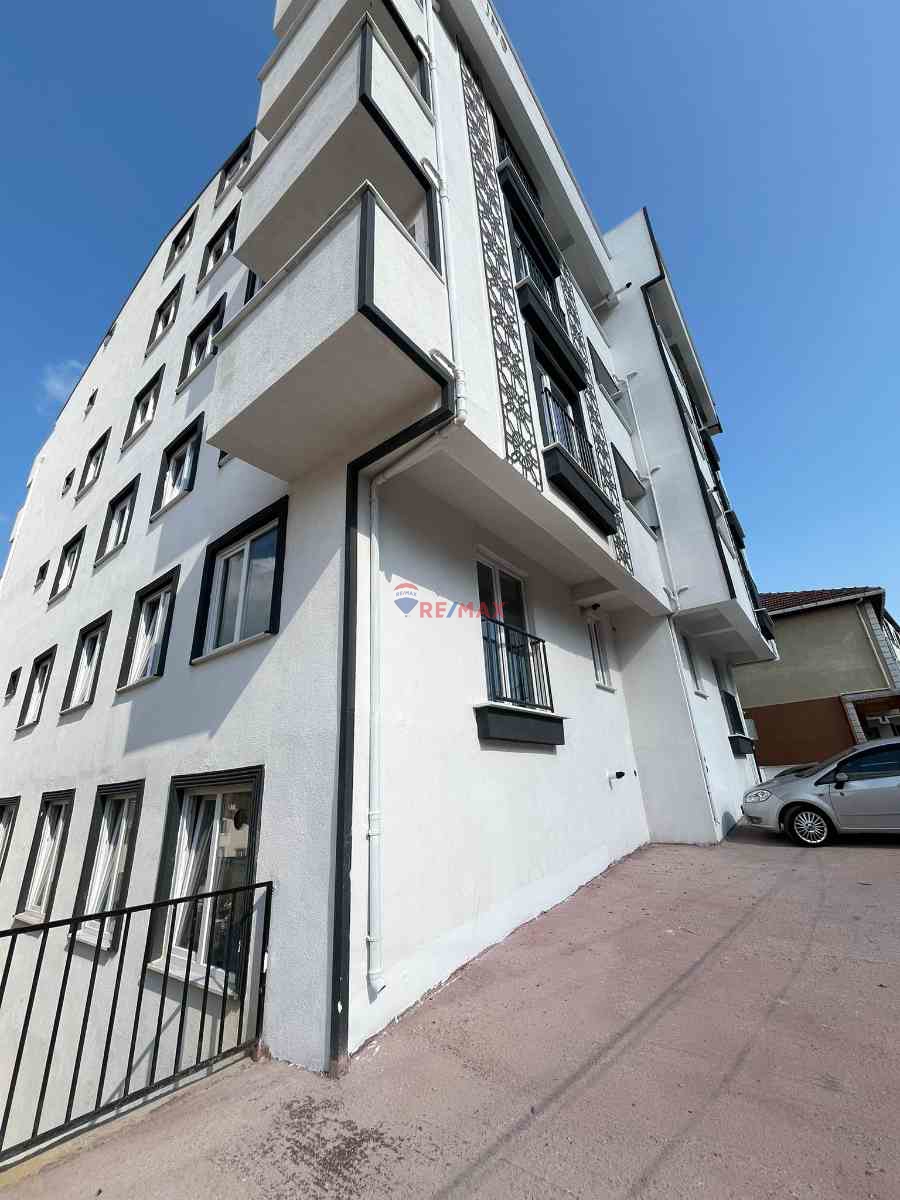 ÇAYIROVA İNÖNÜ MAHALLESİ SIFIR BİNA ŞEREFİYELİ 2+1 KİRALIK DAİRE