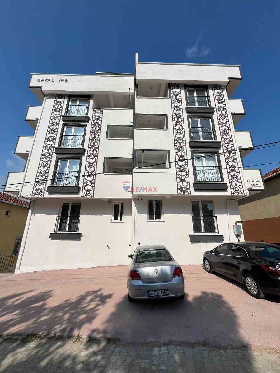 ÇAYIROVA İNÖNÜ MAHALLESİ SIFIR BİNA ŞEREFİYELİ 2+1 KİRALIK DAİRE