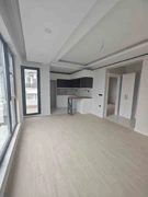 YENİMAHALLE'DE TRAMVAYA VE SAHİLE YÜRÜME MESAFESİNDE 1+1 DAİRE