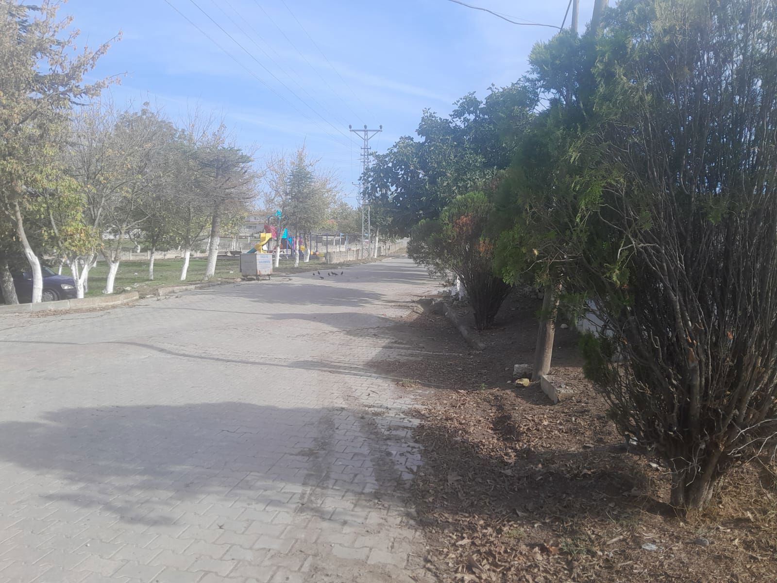 ERGENE AHİMEHMET MAHALLESİNDE 3 KATLI İMARLI ARSA