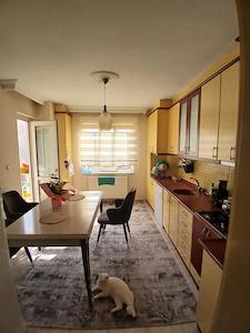 REMAX MODEL DEN İNCILIPINAR MAHALLESINDE KOMPLE SATILIK BINA