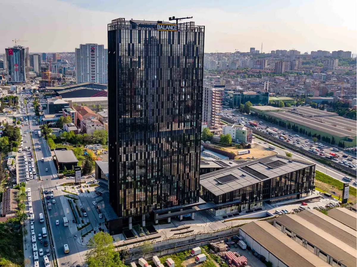 REMAX EBRU'DAN BASIN EKSPRES BALANCE GÜNEŞLİDE 91 M2 1+1 OFİS