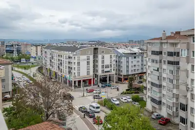 REMAX ADVANTAGE'DEN BEŞEVLER MERKEZİ KONUMDA 5+1 SATILIK DUBLEKS
