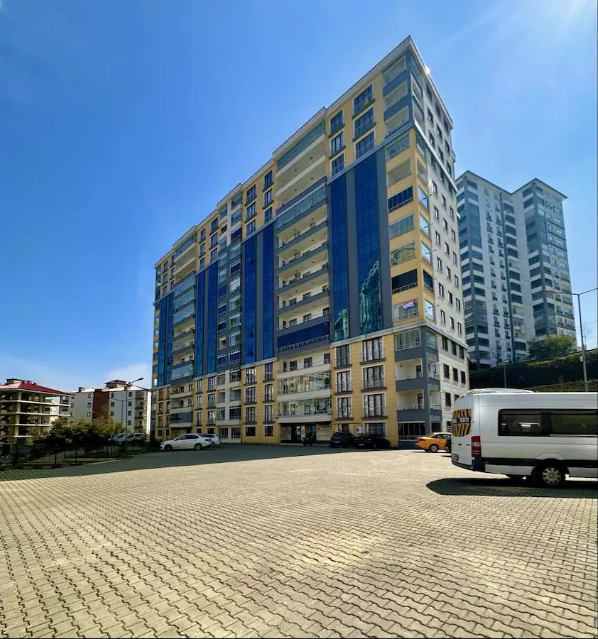 KAŞÜSTÜ'NDE SİTE İÇERİSİNDE 4+1 TEMİZ SATILIK FIRSAT DAİRE!!!