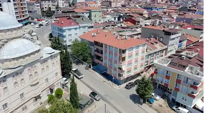 ÜNALAN’DA METROYA YAKIN 180 M² GİRİŞ KAT DEPO/ANTREPO | SANAYİ ELEKTRİĞİ | 3,20 M TAVAN