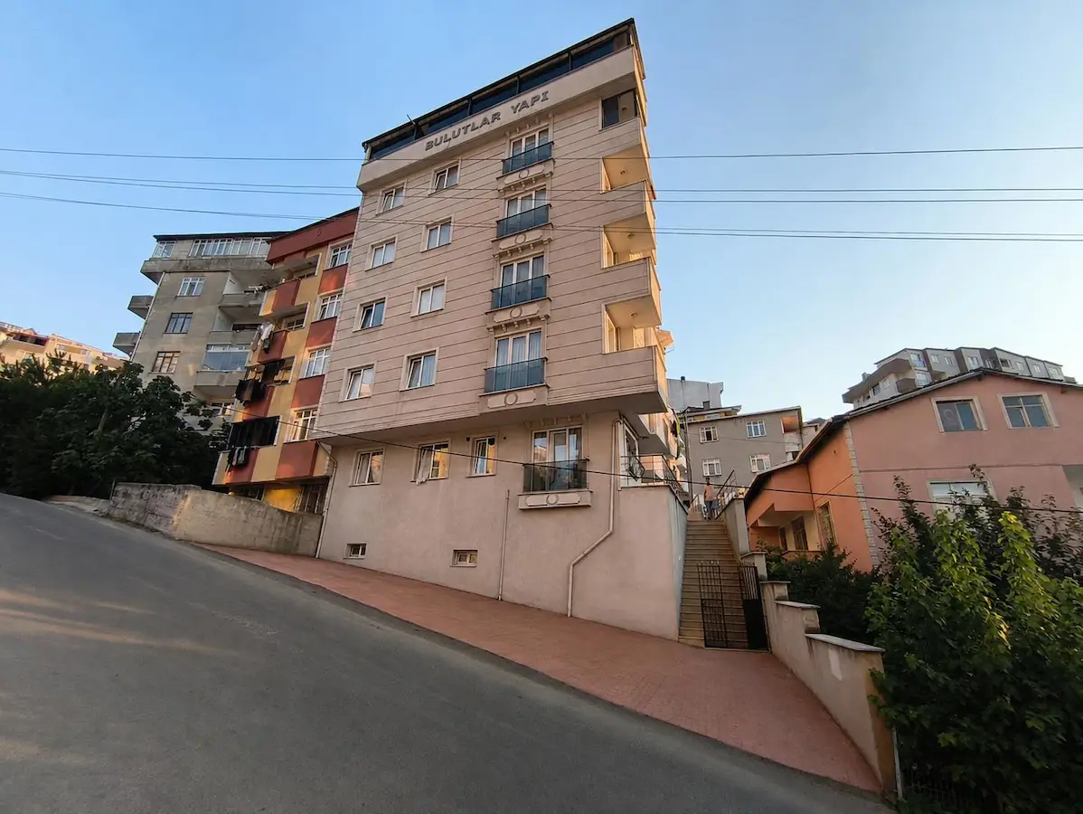KOCAELİ GEBZE KÖŞKLÜÇEŞME MAH.SATILIK 2+1 ARAKAT DAİRE