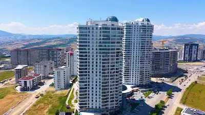 HÜSEYIN BOYLU'DAN GÖKDELEN KULE'DE PRESTIJLI 3,5+1 DAIRE