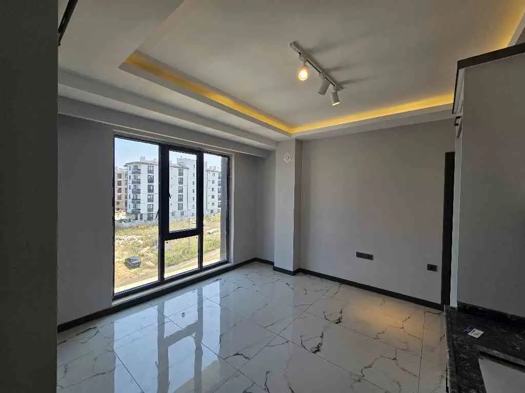 LÜX / MANZARALI / 1+1 DAİRE