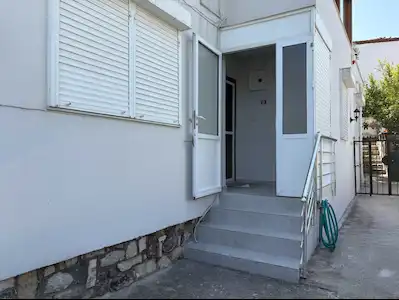 ALAÇATI MERKEZDE 3+1 | 120 M² NET | GİRİŞ KAT | 3 CEPHELİ KİRALIK DAİRE