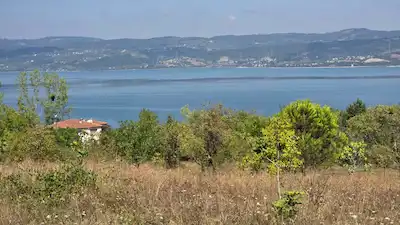 SAPANCA GÖLÜ MANZARASINA VE KUŞ SESLERİNE UYANMAK İSTEYENLERE