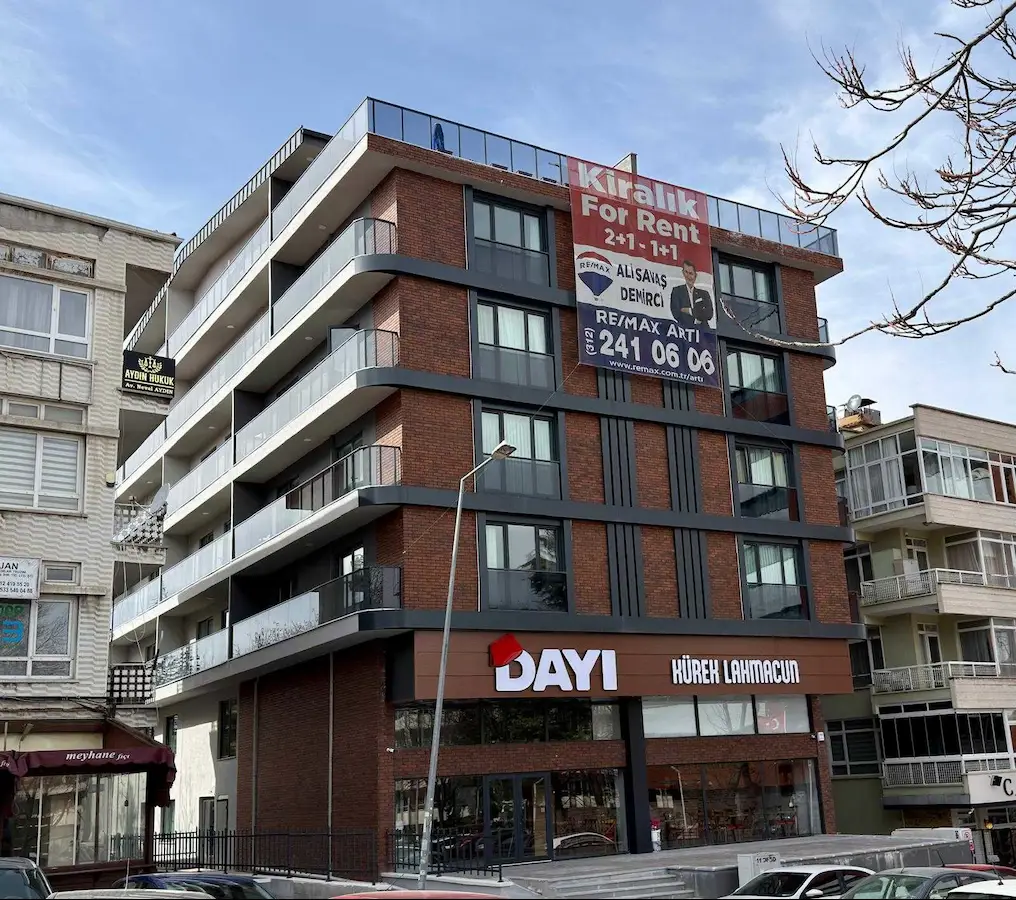 KAVAKLIDERE DE SIFIR LÜX MOBİLYALI 1+1 DAİRE