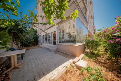 KONYAALTI TOROS SATILIK 3+1 110M2 BAHÇE KULLANIMI