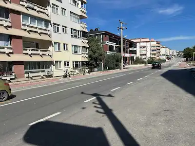RE/MAX ŞEHİR'DEN ÇINARCIK'DA DENİZ MANZARALI SATILIK DAİRE
