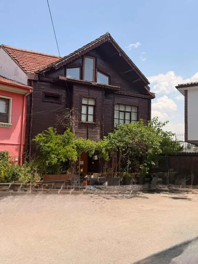 REMAX BEYAZ OSMANGAZİ YAHŞIBEY'DE MÜSTAKİL TRİPLEKS EV
