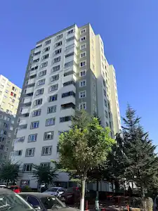 REMAX LAVANDA ÇORLUPARK SİTESİNDE YENİLENMİŞ 2+1 KİRALIK DAİRE