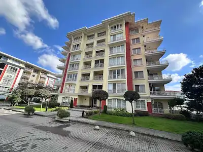 SEVCAN REMAX ATAKÖY KONAKLARI ÖNÜAÇIK SOSYAL ALAN YANI 174M2 3+1