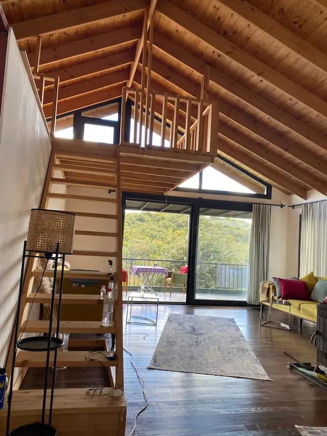 BEYKOZ ÖRNEKKÖY’DE 350 M² BRÜT, 3 KATLI 4+1 MÜSTAKİL PARSELDE TAPULU ORMAN İÇERİSİNDE MÜSTAKİL EV