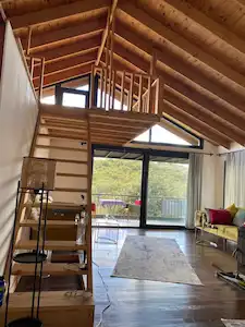 BEYKOZ ÖRNEKKÖY’DE 350 M² BRÜT, 3 KATLI 4+1 MÜSTAKİL PARSELDE TAPULU ORMAN İÇERİSİNDE MÜSTAKİL EV