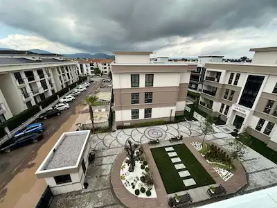 SERDİVAN YAZLIK SİTE İÇİ SATILIK ARAKAT LÜKS 3+1 DAİRE