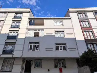 İNÖNÜ MAHALLESİ’NDE GENİŞ FERAH AYDINLIK DAİRE